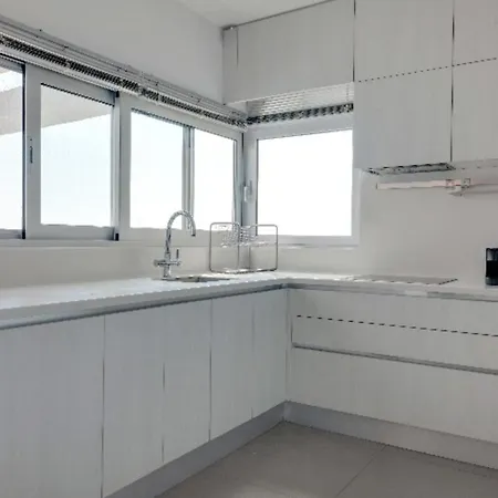 Phaedrus Living: Beach Front Flat Kyma Limassol Exterior photo