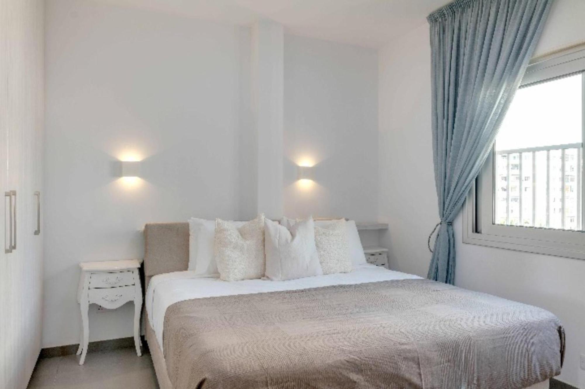 Appartement Phaedrus Living: Front Flat Kyma *